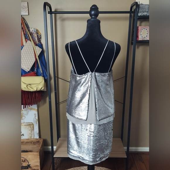 Banana Republic Sequin Mini Dress Size 4 - Picture 11 of 12